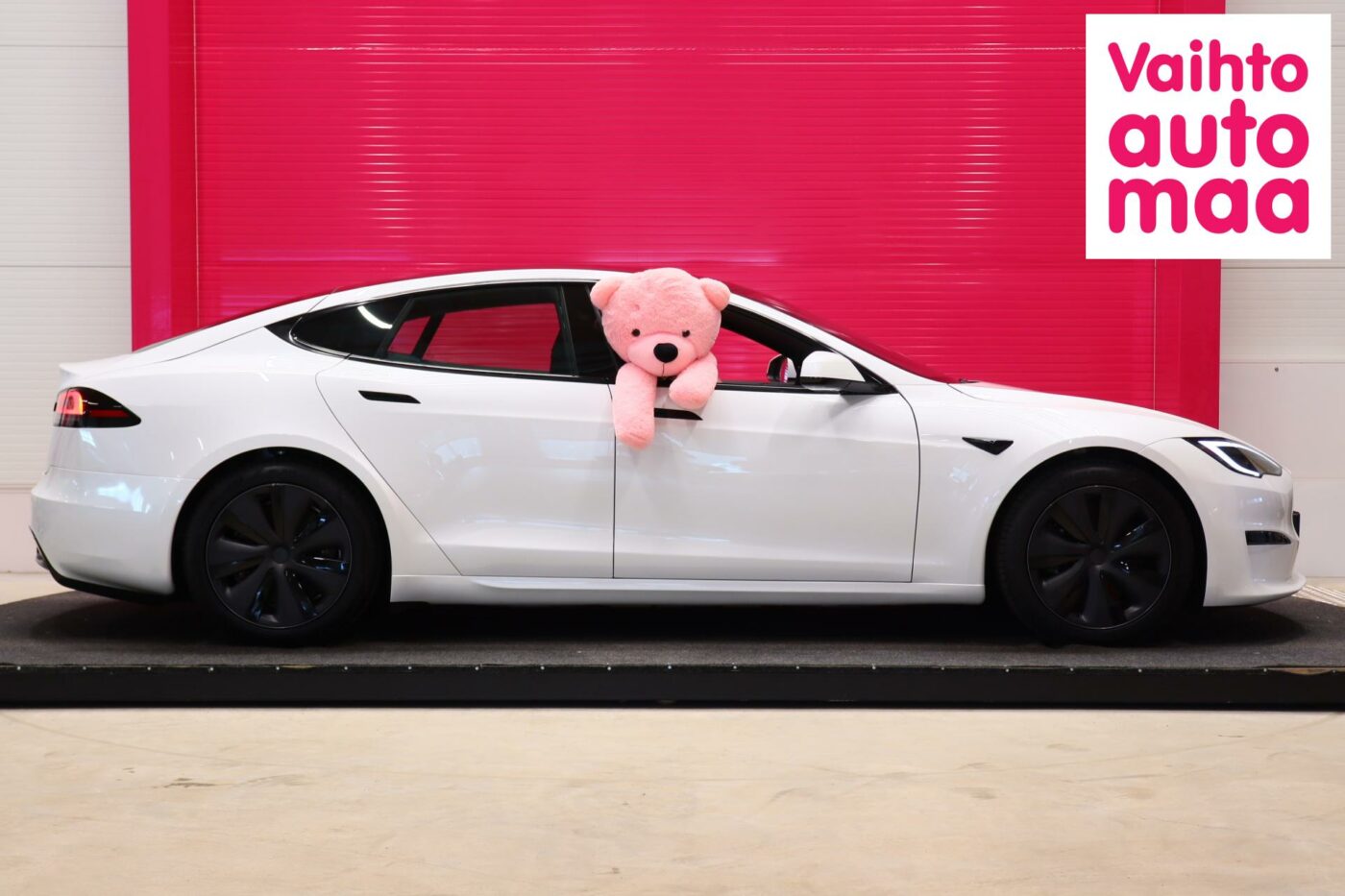 Tesla Model S 2023